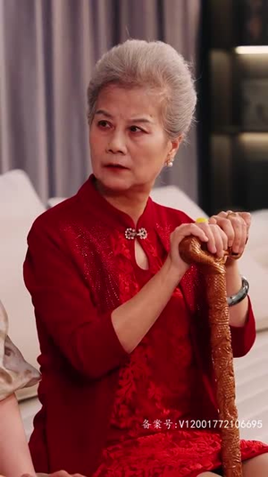 当皇后穿成了豪门弃妇(100集) 当皇后穿成了豪门弃妇(100集)热播短剧排行榜