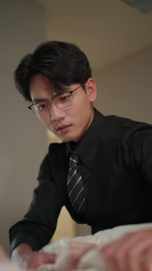 入夜对她上瘾（62集）热播短剧全集看