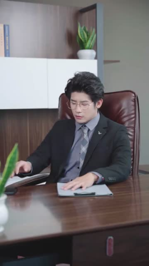 被偷走爱的那十年(43集) 被偷走爱的那十年(43集)热门短剧又来了