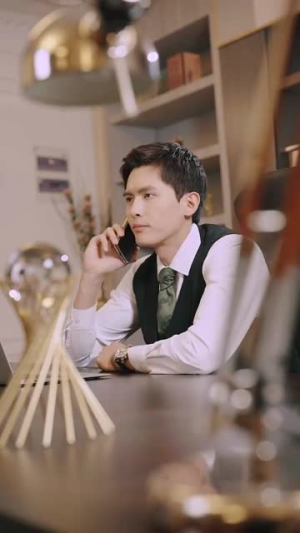 亲亲后我对顾总上头了(80集) 亲亲后我对顾总上头了(80集)最火的短剧