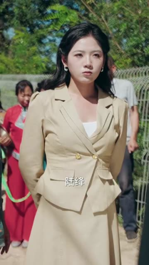 明月高悬挂神州(61集) 明月高悬挂神州(61集)抢先看新短剧