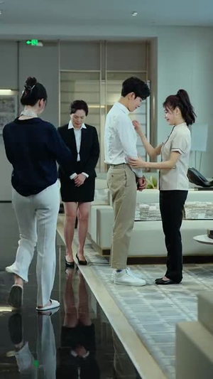 她的心间雀（30集）精彩短剧分享。