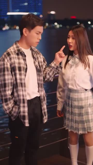 午夜的士（16集）古装短剧热播