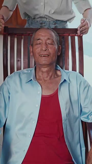 我在巴黎当侠客(6集) 我在巴黎当侠客(6集)热播短剧追不停