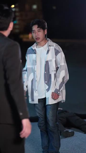 目中有神（100集）网络小短剧