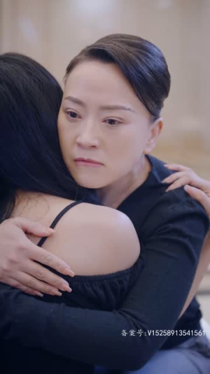 离婚妈妈竟是霸总白月光(101集) 离婚妈妈竟是霸总白月光(101集)全季一次看完