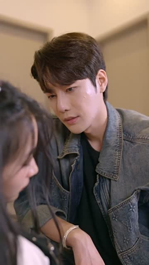 摄政王穿到现代要娶我（82集）高质量短剧推荐