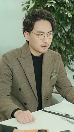 闪婚租个男友回家过年（80集）爱短剧爱追剧