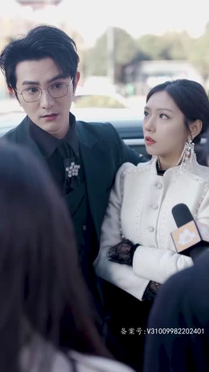 隐婚蜜爱夫人又去约会了(100集) 隐婚蜜爱夫人又去约会了(100集)热门短剧榜单