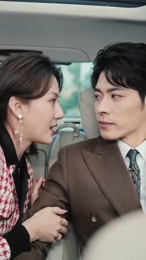 黑料女配霸榜热搜(长篇) 黑料女配霸榜热搜(长篇)短剧排行榜