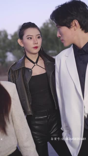 软饭吃够了,是时候掀桌子了(87集) 软饭吃够了,是时候掀桌子了(87集)追短剧关注我