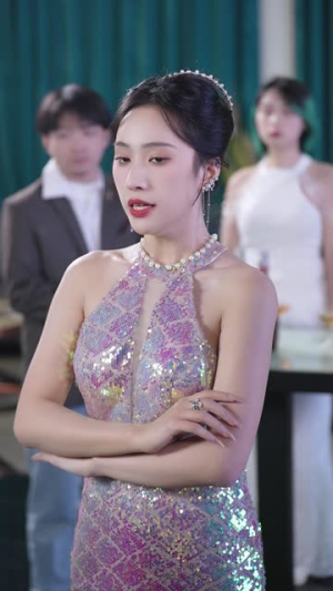 我能来回穿梭90年代(更新至40集) 我能来回穿梭90年代(更新至40集)热播短剧分享