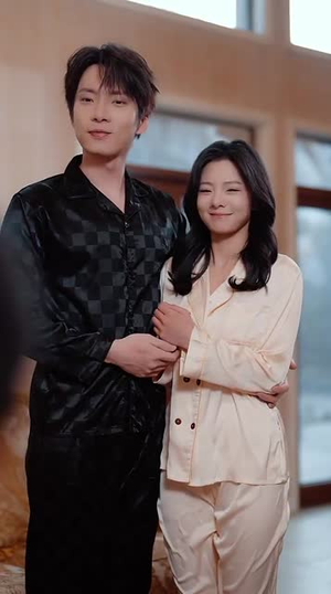 银河之下热吻（100集）推荐你们也去看