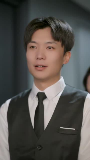 白月光悖论(99集)  白月光悖论(99集) 原创精彩短剧