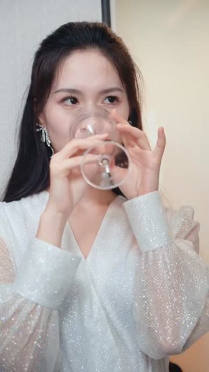 玫瑰继承人(81集)  玫瑰继承人(81集) 1-102集