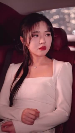 亲吻南枝(123集)  亲吻南枝(123集) 好看的国产短剧