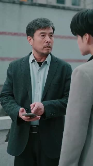 不踩共情陷阱,林哥在线教做人(80集)  不踩共情陷阱,林哥在线教做人(80集) 河马免费短剧