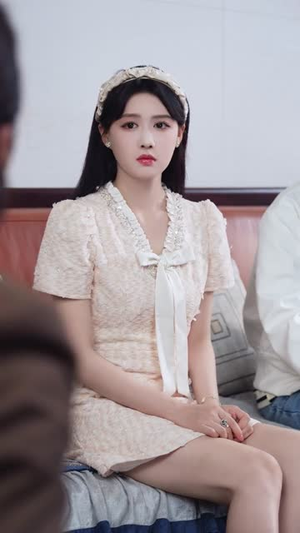 我的手机能预知未来(82集) 我的手机能预知未来(82集)短剧片段推荐