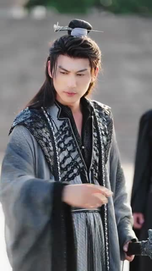 我悟性满级你让我剑冢守墓百年 (81集) 我悟性满级你让我剑冢守墓百年 (81集)火爆短剧抢先看