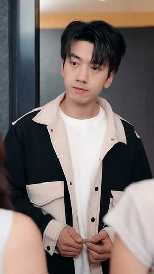 直播开局一句话气哭校花&直播:开局一句话气哭校花(83集) 直播开局一句话气哭校花&直播:开局一句话气哭校花(83集)剧情简介