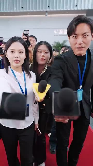 家庭群曝光后我杀疯了(30集) 家庭群曝光后我杀疯了(30集)最新热门短剧