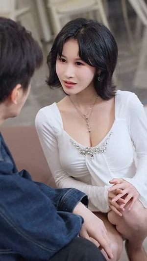 拒绝高冷女神后，绑定被骗成真系统（70集）在线免费观看