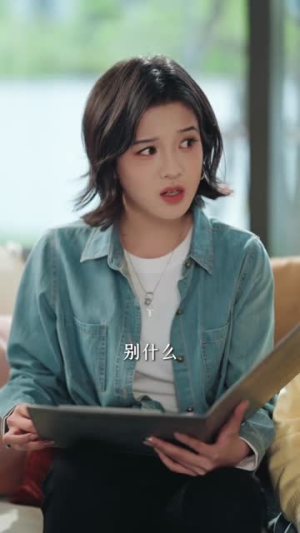 别惹她，她能一拳打三（77集）古装热门短剧