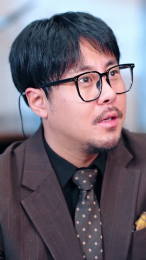 神瞳觉醒：卖药也能成大佬（61集）超爽短剧推荐