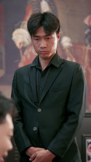 贴身保镖太妖孽（84集）免费短剧推荐