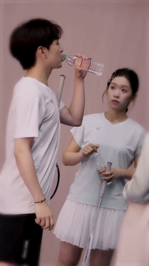 一拍挥起，我带老爸横扫羽毛球场（46集）免费短剧资源