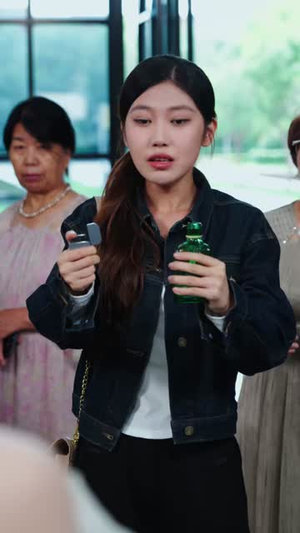重生后我拒绝陪闺蜜离婚（40集）温柔追捕短剧