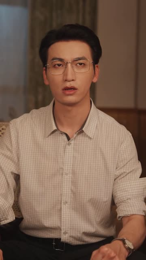 乡城往事之南风骤起(52 集) 乡城往事之南风骤起(52 集)精彩的短剧