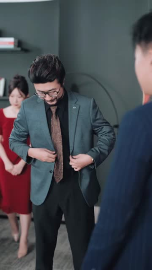 灵魂互换后前男友真香了（42 集）好看的国产短剧