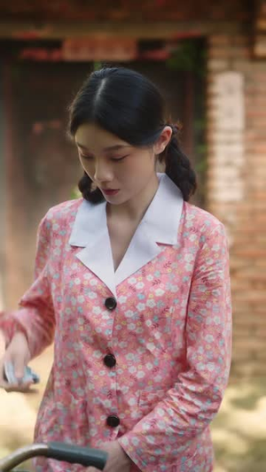 八零喜事，村霸只对她服软（62 集）百亿短剧抢先看