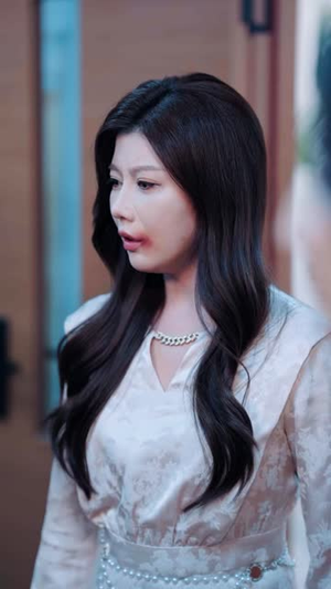 我隐瞒身份,妹妹真以为我月薪两千八(57 集) 我隐瞒身份,妹妹真以为我月薪两千八(57 集)短剧全集完整版