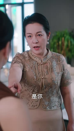 撕开全员骗局后她一路登顶(41 集) 撕开全员骗局后她一路登顶(41 集)解说