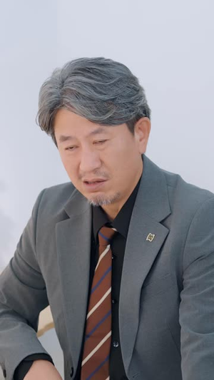 他们假死当天我和婆婆联手掀桌了(65 集) 他们假死当天我和婆婆联手掀桌了(65 集)深深爱上这部剧
