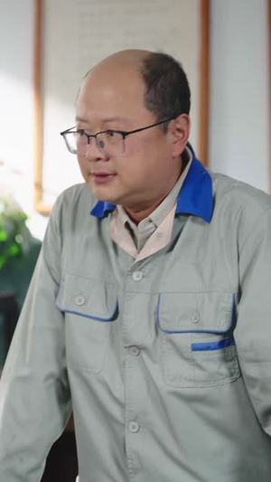 34岁被开，35岁成就自我（40 集）温柔追捕短剧