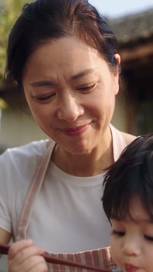 小猪哼哼，奶团萌萌（105集）民国短剧推荐